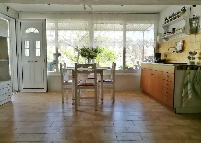 Katy's House Center *